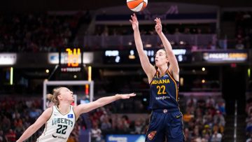 Four years after Iowa home debut, Caitlin Clark finds new