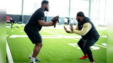 Be An Injury-Free ‘Saint’ With Cesar Ruiz Full-Body Workout