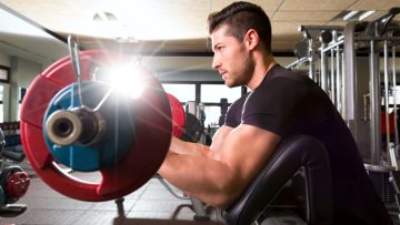 How to Do the Preacher Curl for Building Bigger Biceps