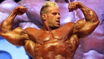 Jay Cutler Explains How to Get the Best Bicep Peaks