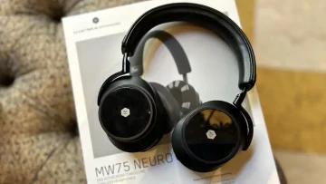 Neurable unleashes brainwave-tracking headphones