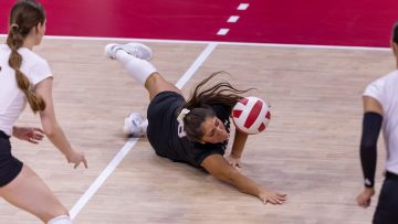 Volleyball Today: Huskers hold off Creighton; SMU tops Baylor; 28