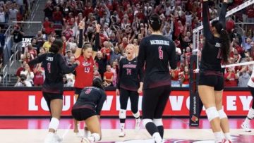 VolleyballMag Super 16 Media Poll: Pitt-Nebraska remain 1-2, and then