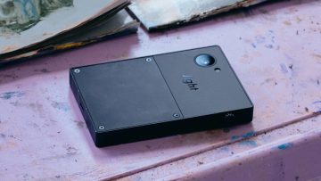 What is a dumbphone? 4 reasons to ditch your smartphone