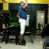 waterbottle single arm pushpress off chair